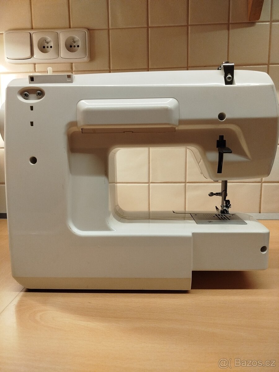 Šicí stroj AEG - 7