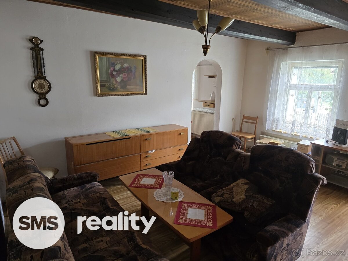 RD Otinoves se zahradou 598m² - 7