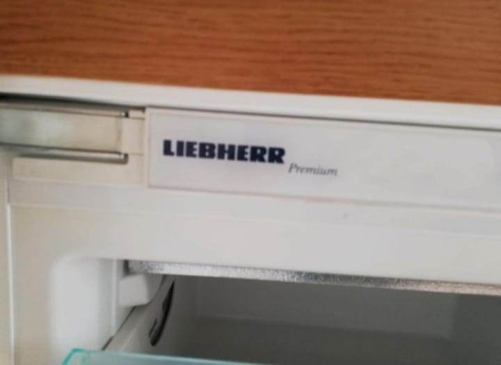 Kuchyně z masivu zn.Alno, se spotřebiči,5669 - 7