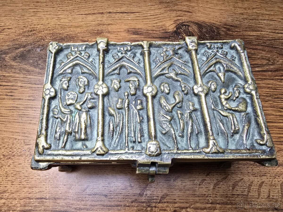 STAROŽITNÁ MOSAZNÁ CÍRKEVNÍ TRUHLIČKA - UNIKAT BIBLE - 7