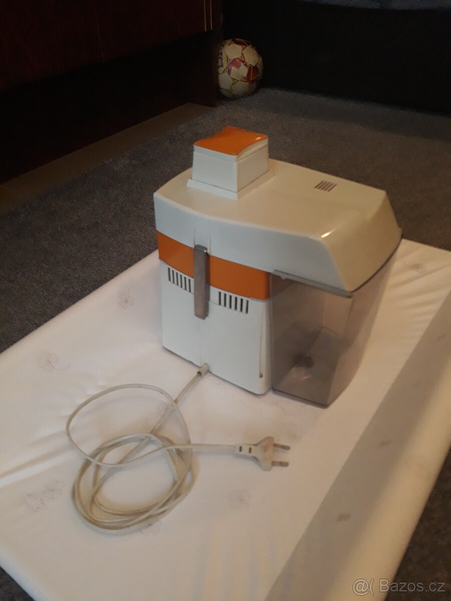 ODŠTAVNOVAČ ZN. ZELMER 220 V. - 7