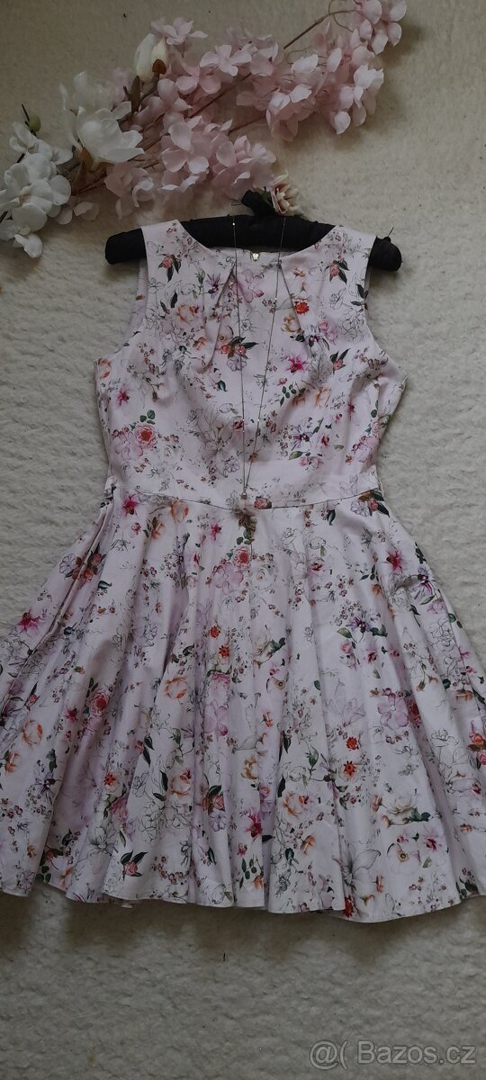 Closet květinové šaty s kapsami - 7