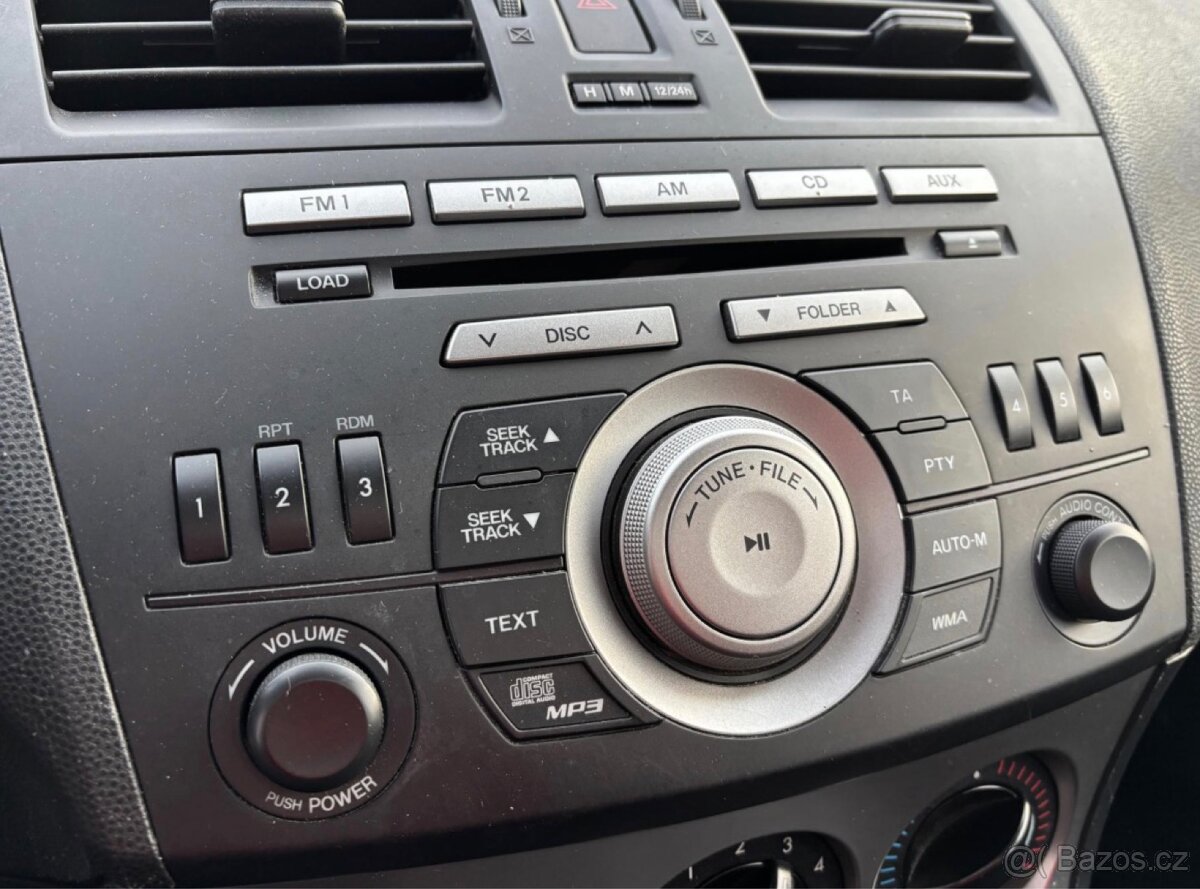 MAZDA 3 1.6 77 kW ROK 2010 - BENZÍN - 7