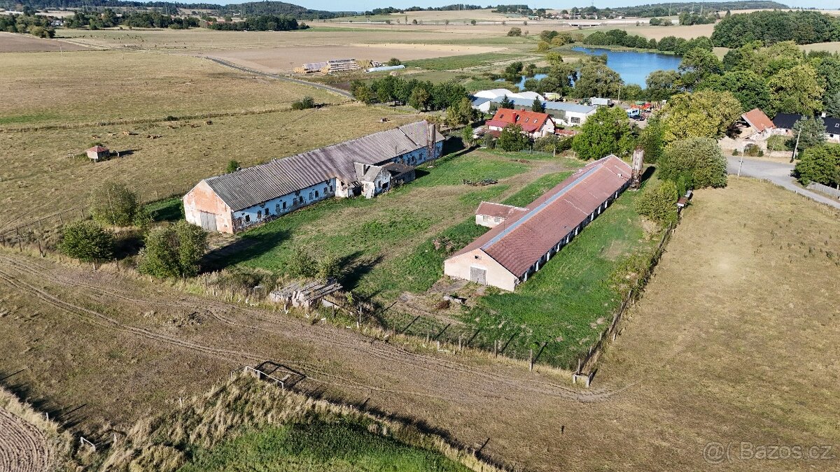 Rozsáhlý zemědělský areál - 7