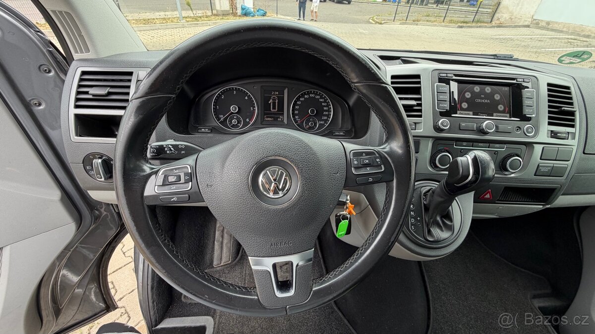 🚐 Volkswagen Transporter T5 Long — 2015 - 7