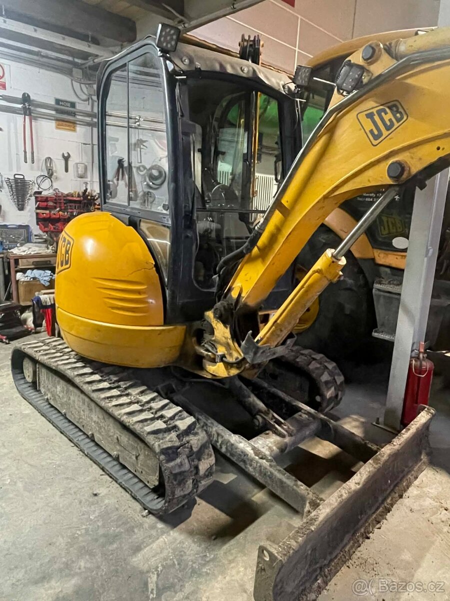Bagr JCB 8030 - 7