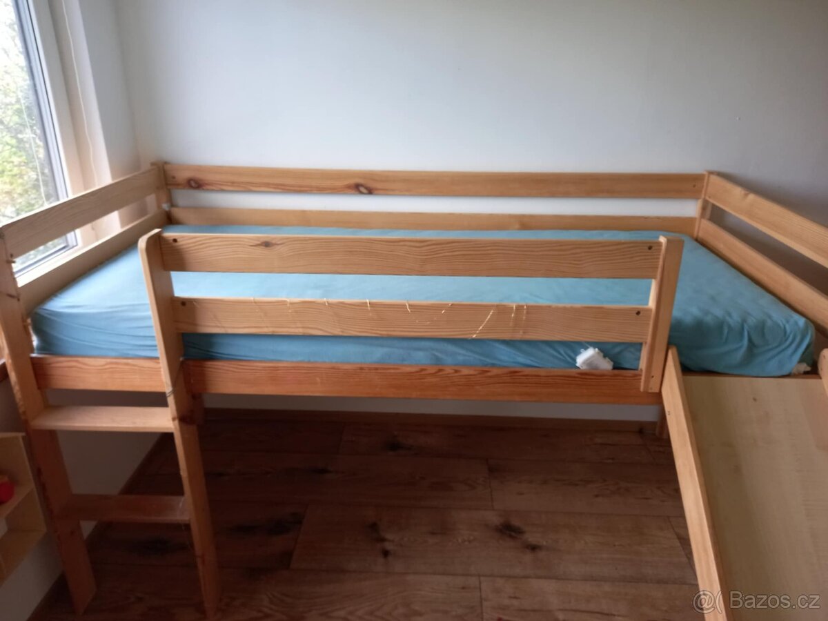 Postel se skluzavkou - 7