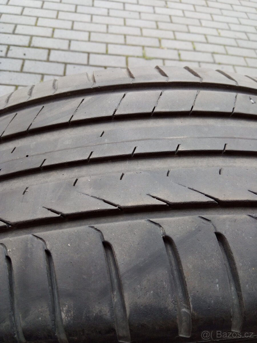 PIRELLI 235/55R18 100V - 7