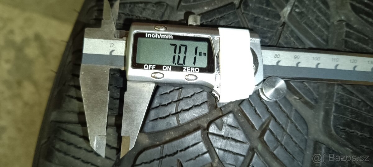 205/55/17 zimní - 7