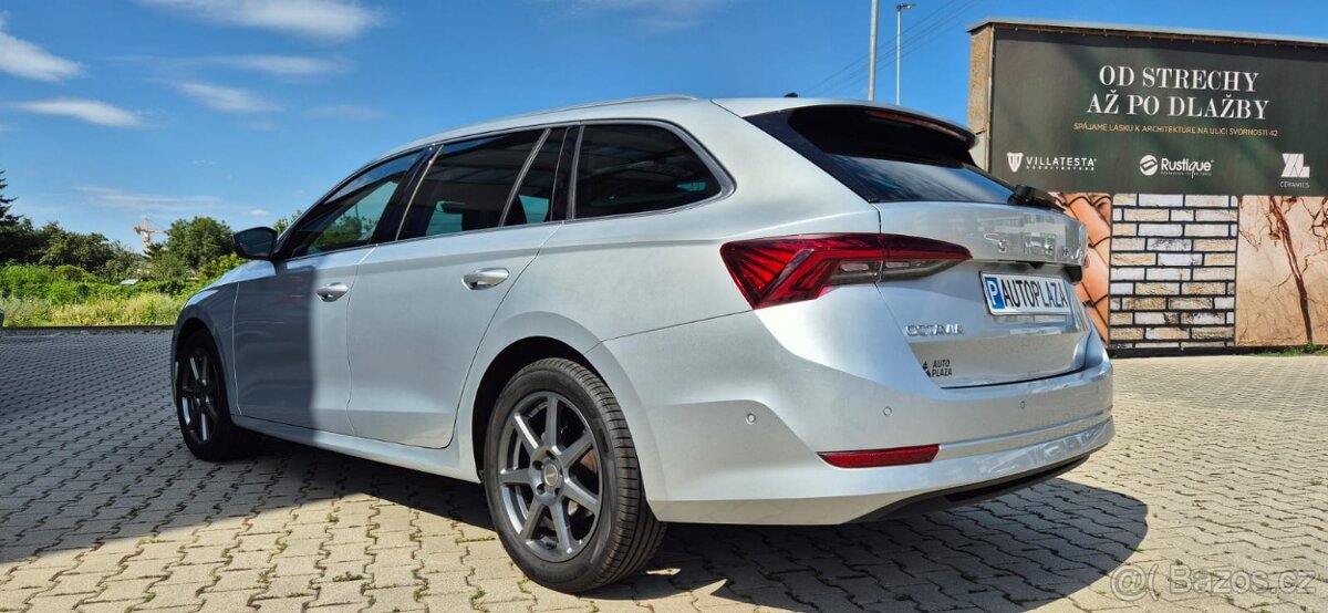 Škoda Octavia Combi 2.0 TDI STYLE First Edition - 7