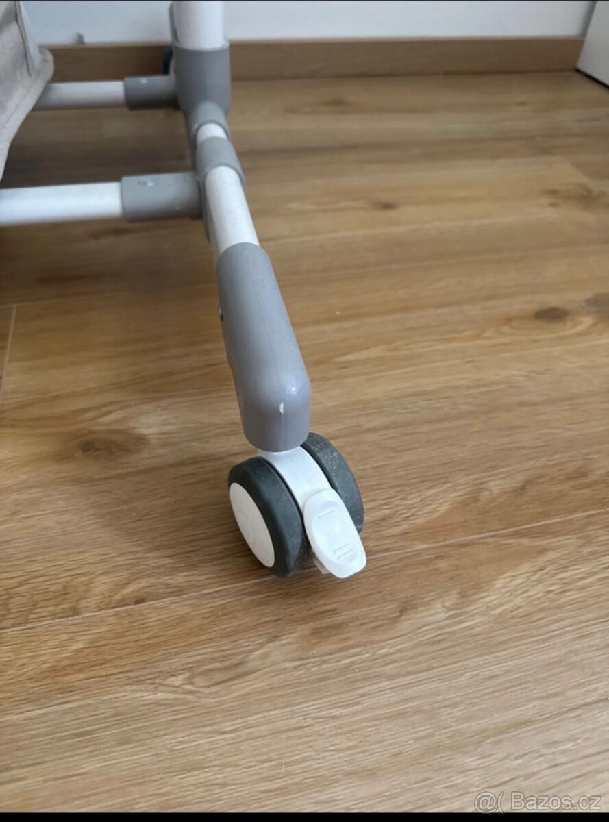 Automatická houpací postýlka - 7