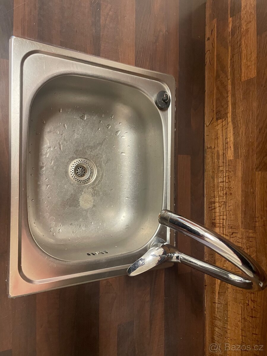 Predám kuchynskú linku - 7