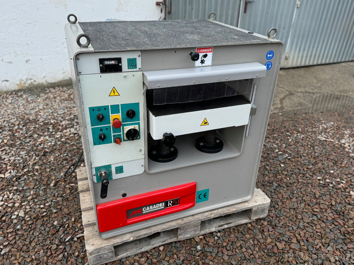 Protahovačka tloušťkovací frézka CASADEI R51 - 7