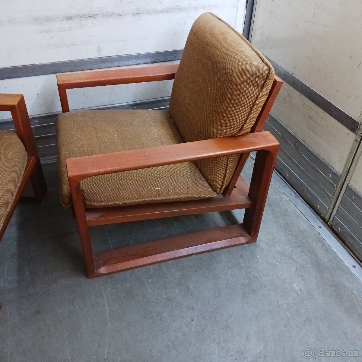 Retro křesla se stolem Daria - 7