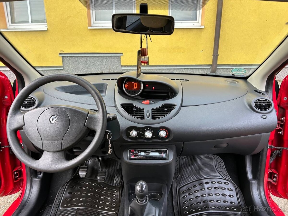 Renault Twingo 1.2 2011 rok - 7