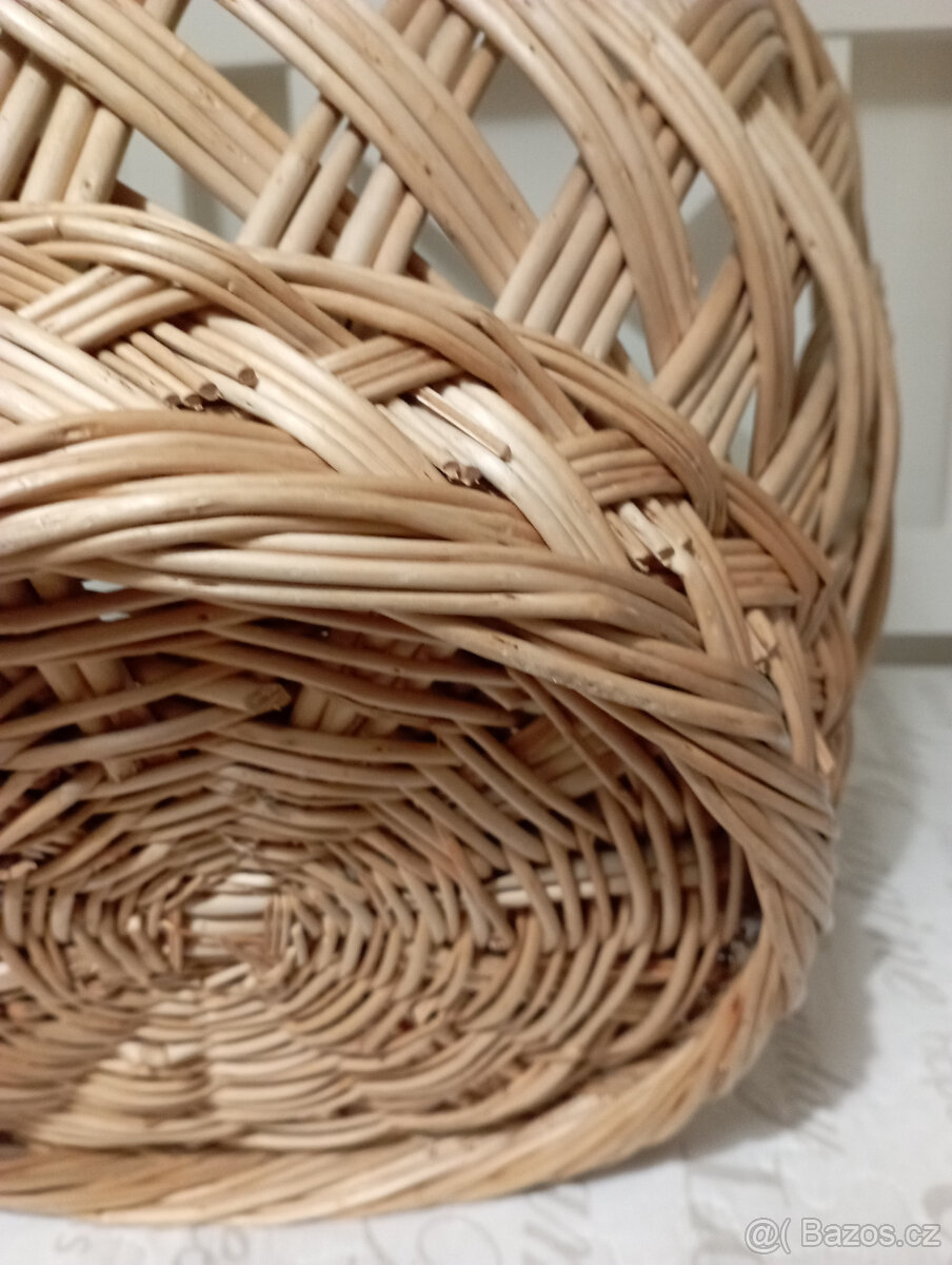 velký kulatý proutěný koš - 7