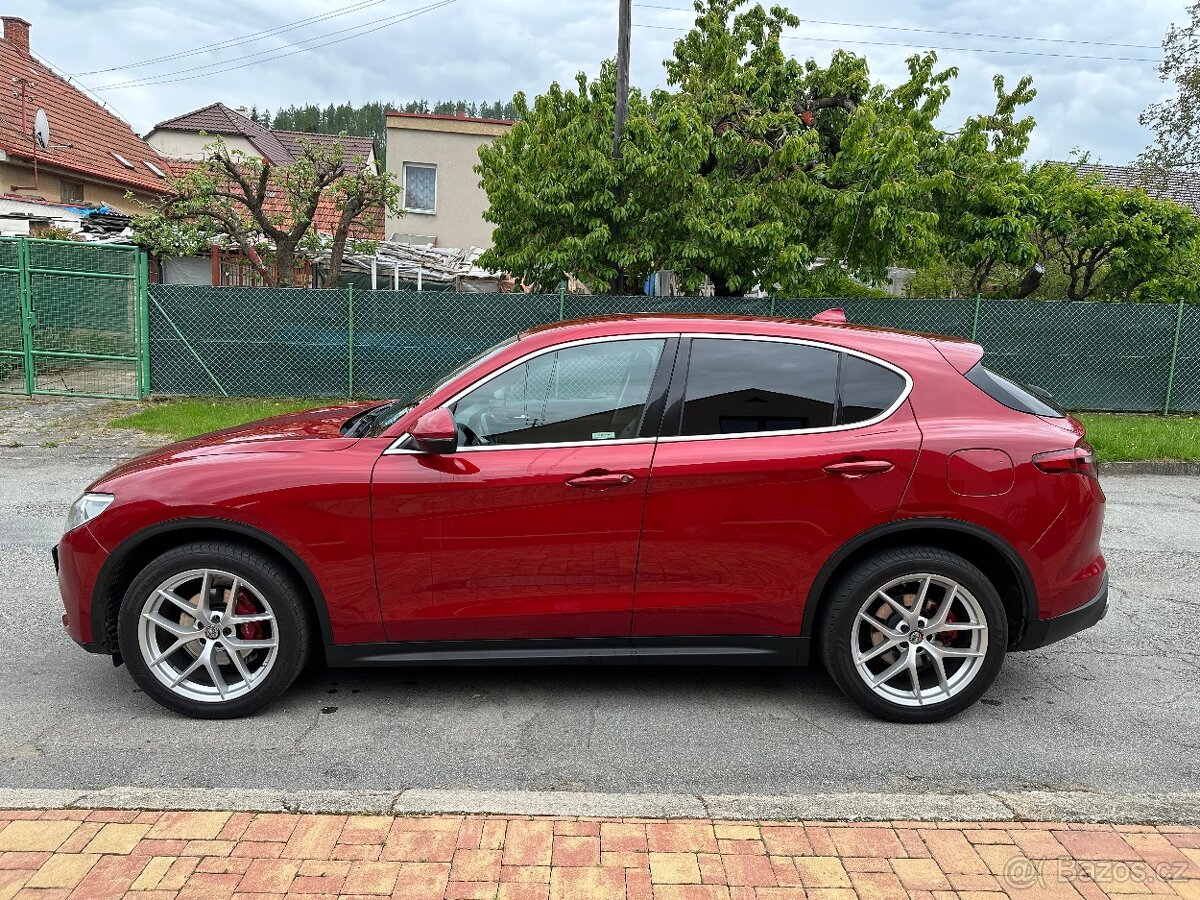 Alfa Romeo Stelvio 2.0T SUPER Q4 206kW - 7