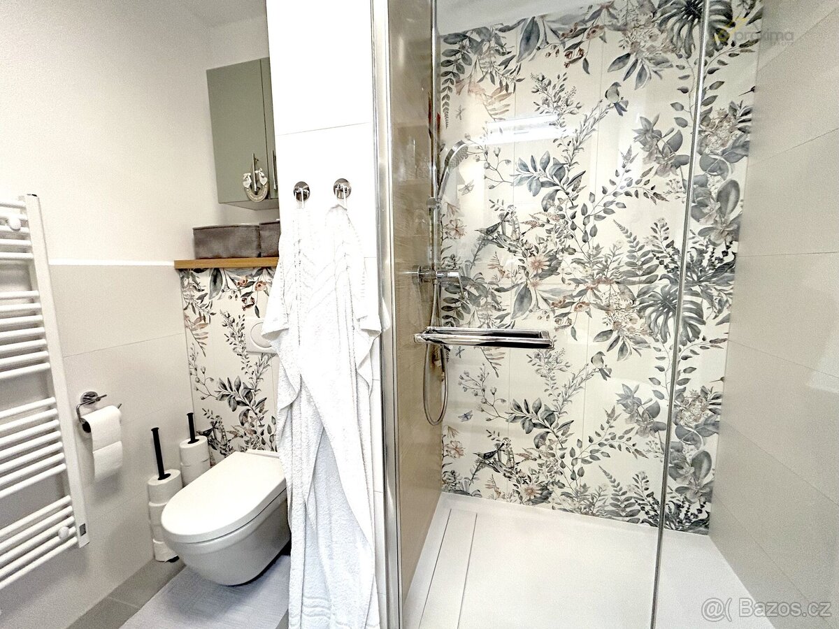 Pronájem zrekonstruovaného bytu 2+1, 67m2, se zahradou, Dr. - 7
