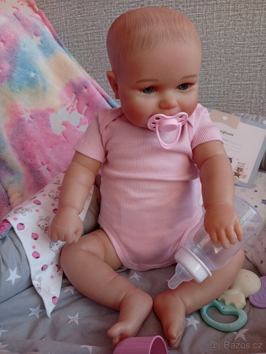 Realistická Reborn panenka usměvavá holčička Maddie - 7