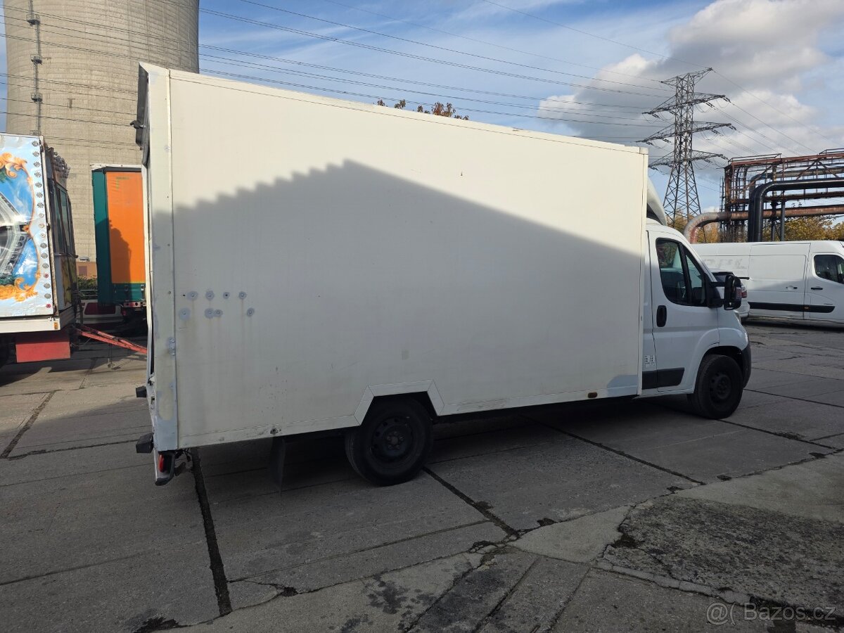 Fiat Ducato 2.3 JTD skříň 8 palet, tempomat, klima - 7