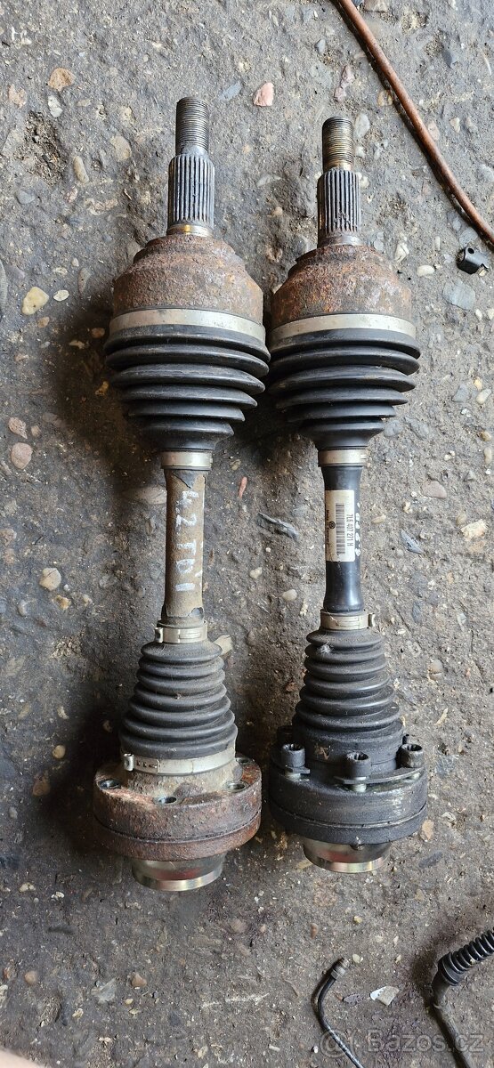 Rizeni tehlice poloosa diferencial audi Q7 4L 4,2 tdi - 7