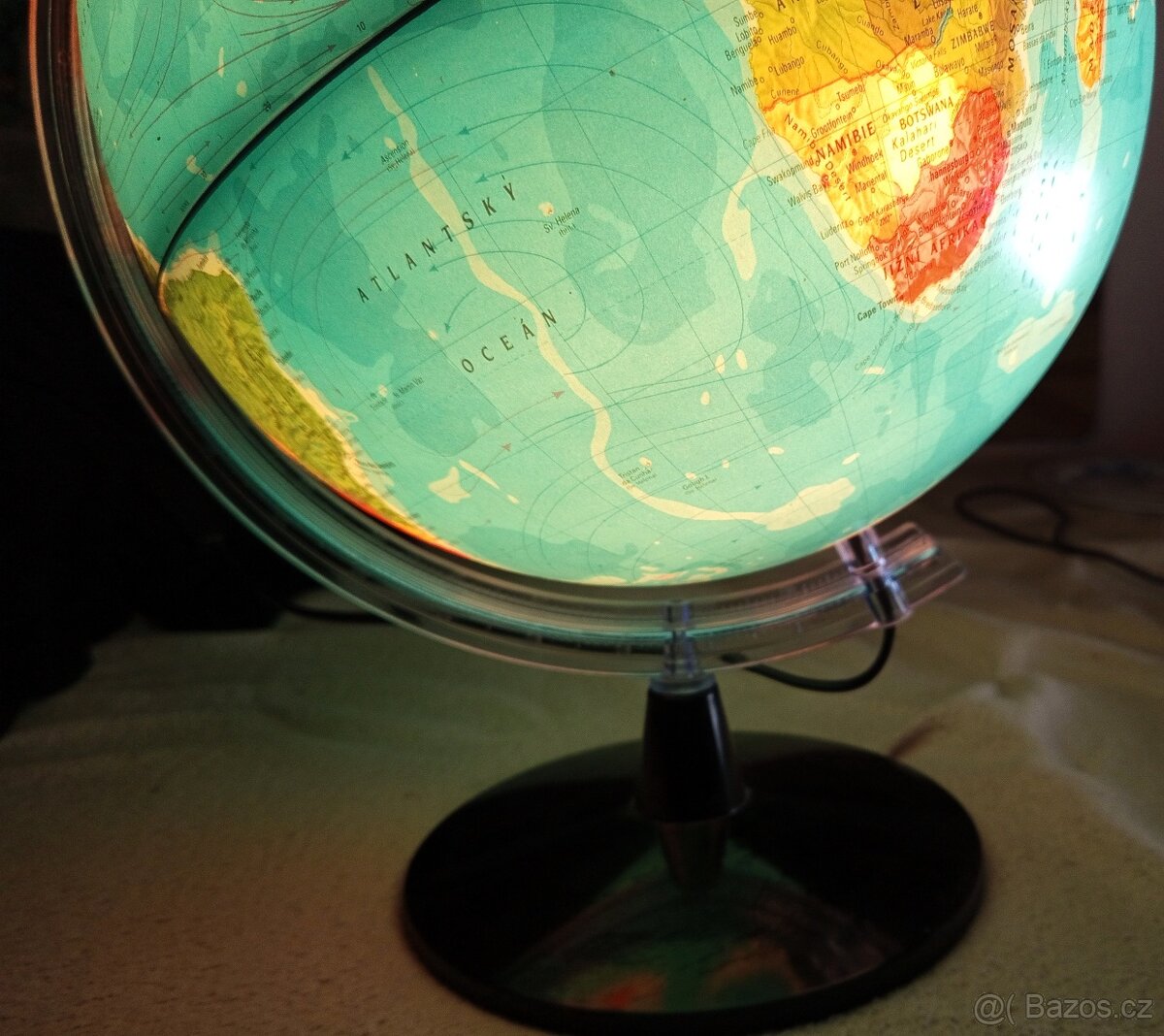 SVÍTÍCÍ GLOBUS - 7