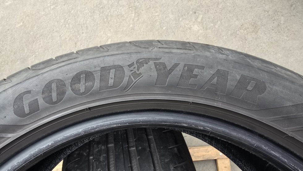 Letní pneu 245/45/18 Good Year - 7