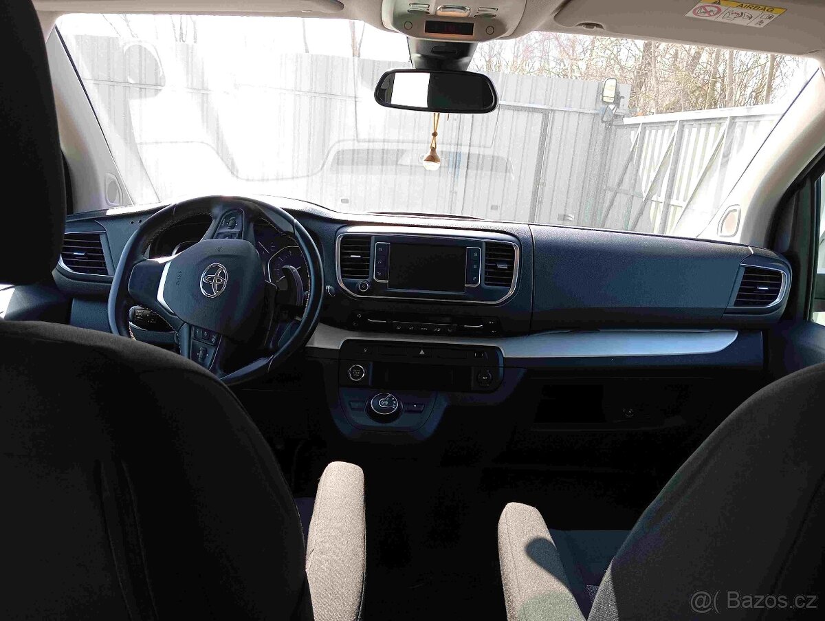 Proace Verso 130kW - 8st aut - 8 míst - 7