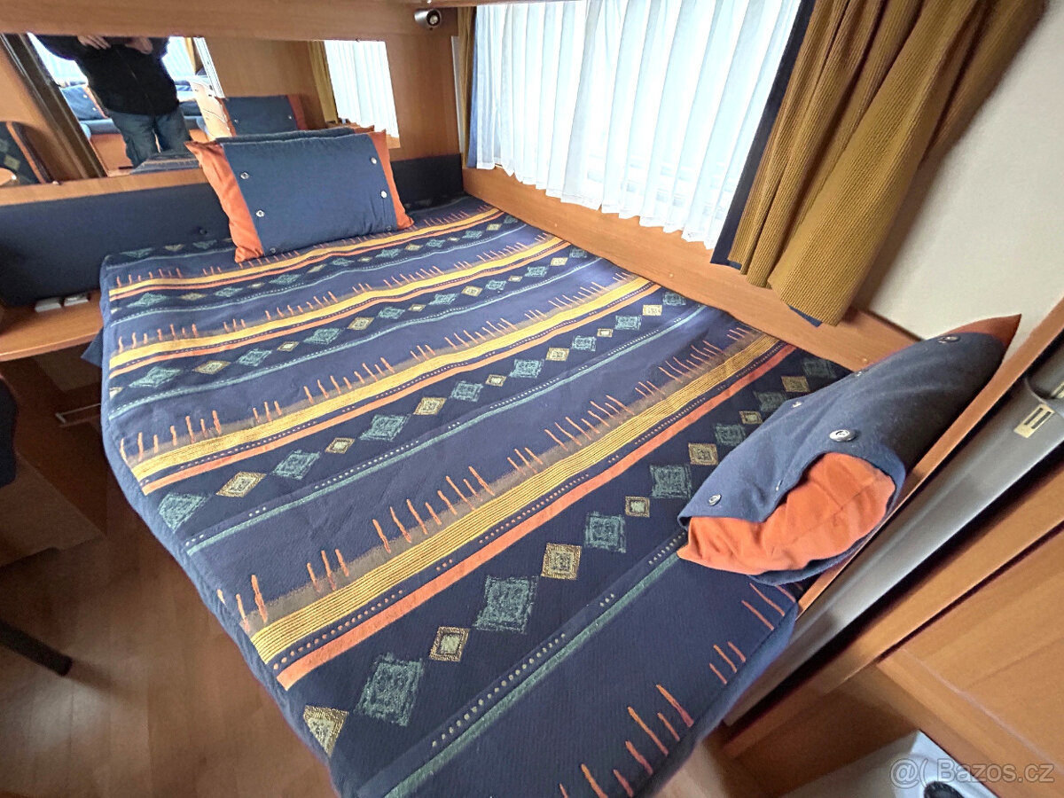Knaus Royal 580, PALANDY, PŘEDSTAN - 7