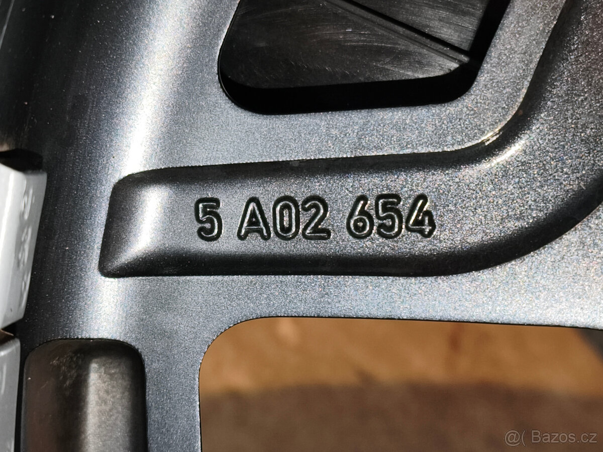 BMW iX (I20) - originál 21" alu so zimnými pneu - 7