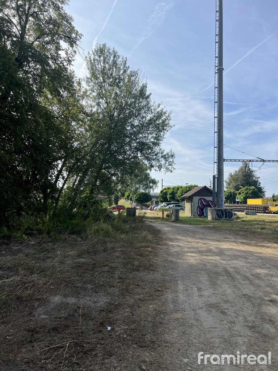 Pronájem pozemku pro komerční využití, 1 000 m² - Česká - 7