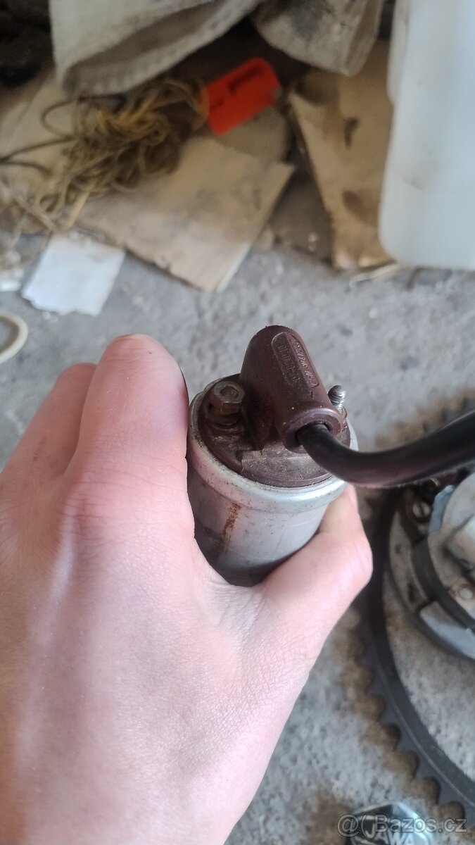 Jawa 50 pionýr díly - 7