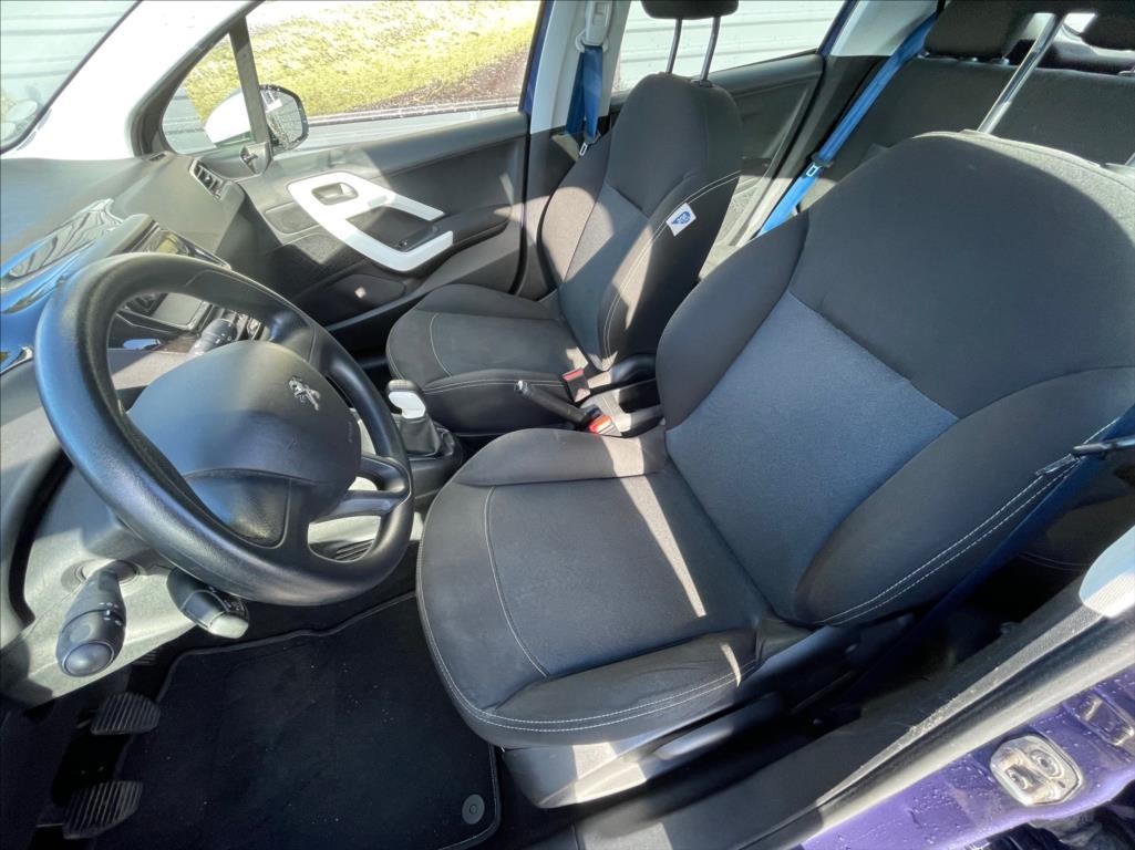 Peugeot 208 1,0 (2014) - 7