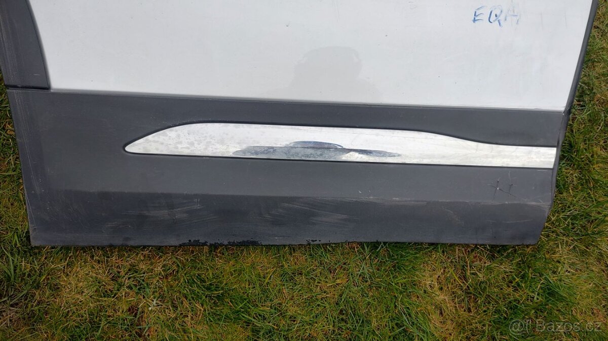 Mercedes GLA EQA H247 H243 A247 W247 2019- zadní pravé dveře - 7