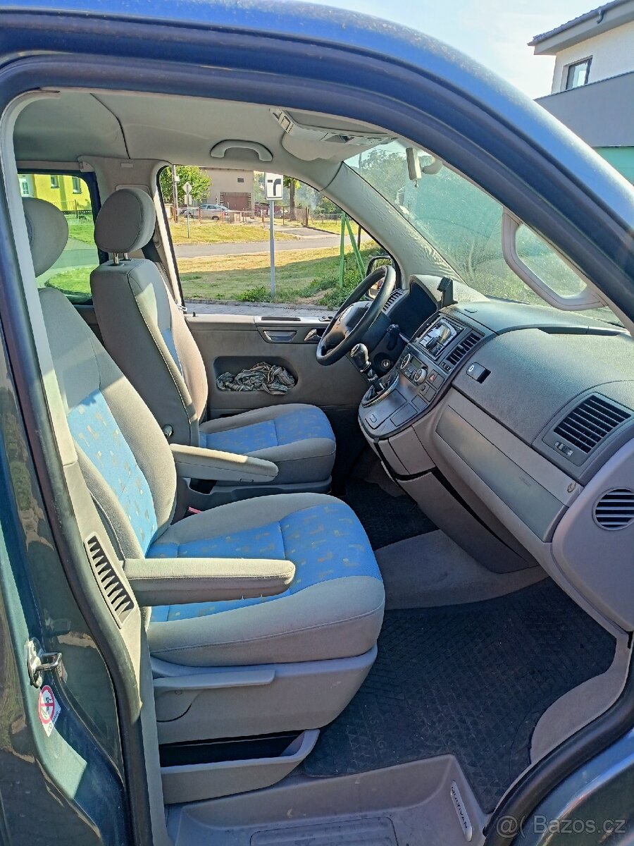 VW Multivan T5 2.5 TDI - 7