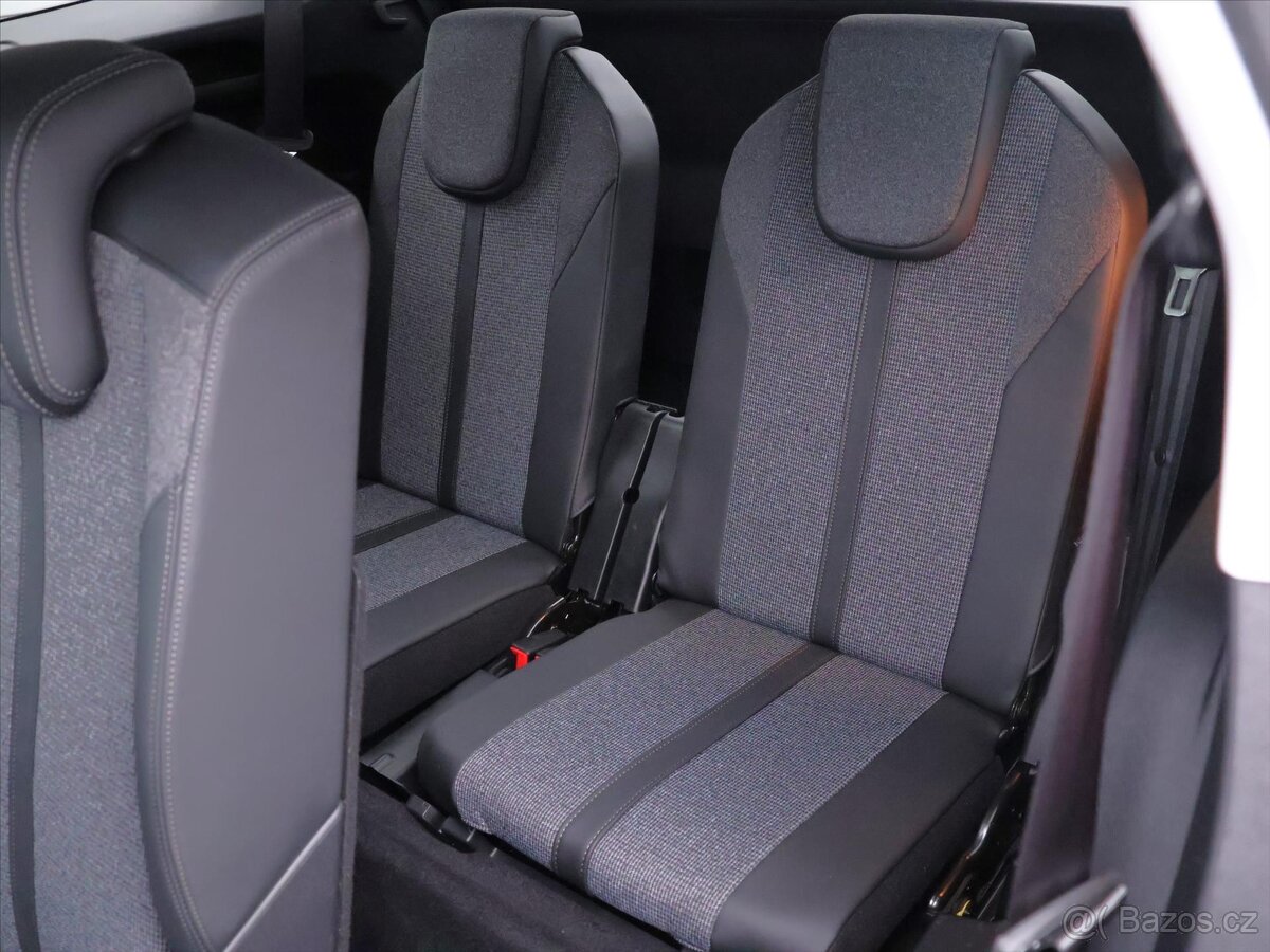 Peugeot 5008 1,5 HDI 96kW Aut. Allure DPH (2019) - 7