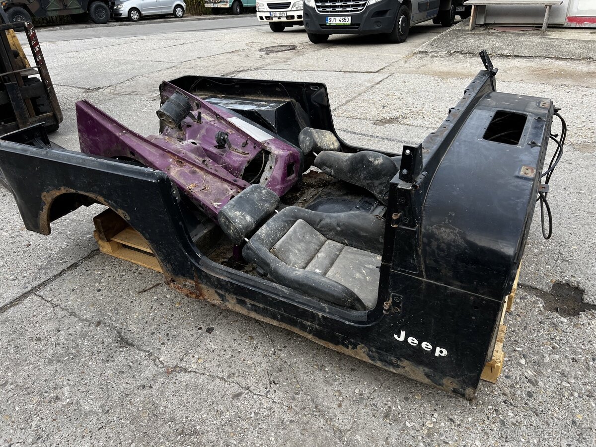 JEEP Wrangler Laredo 1988 4,2L I6 4x4 - 7