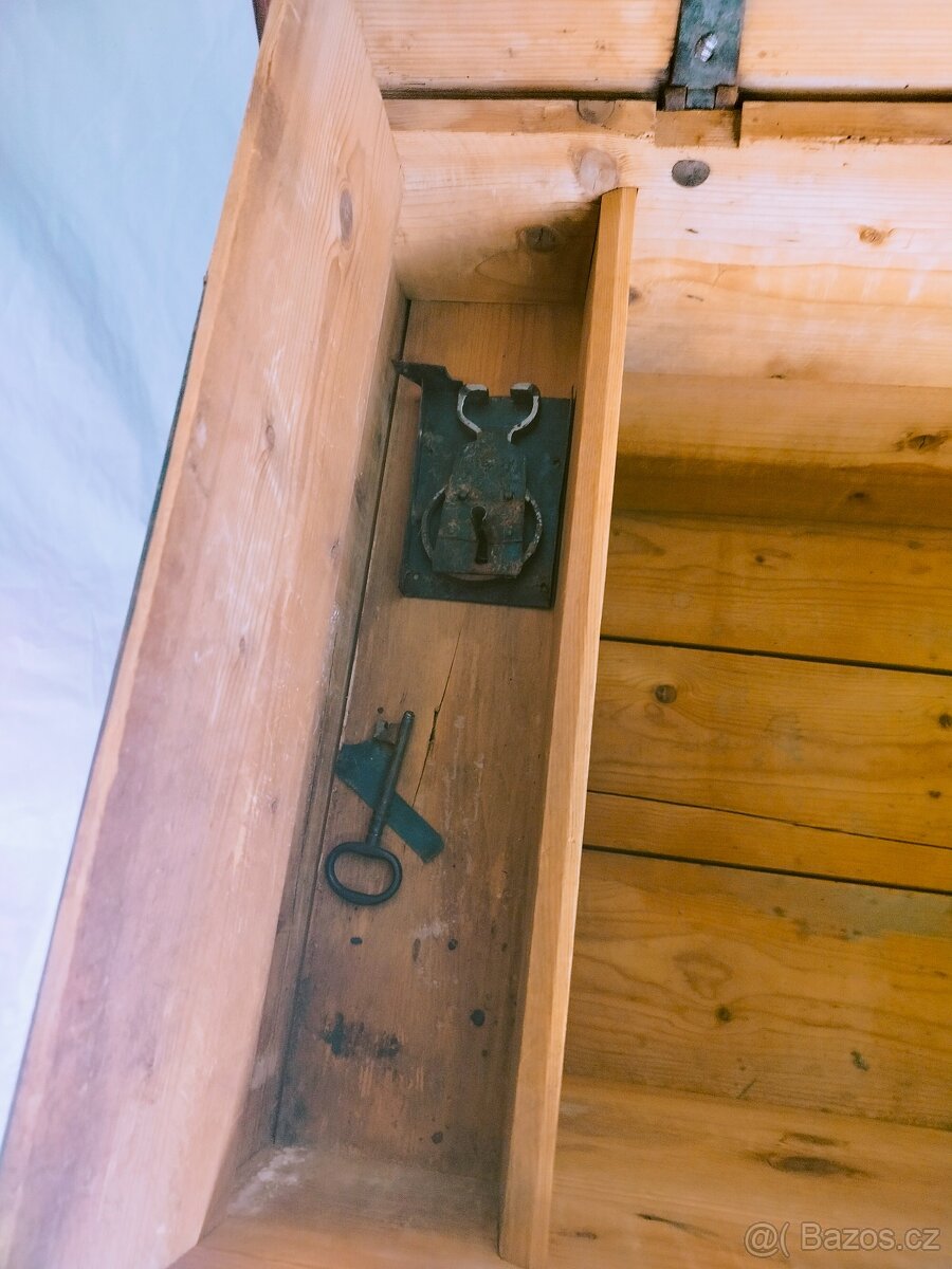 Starožitná truhla - 7