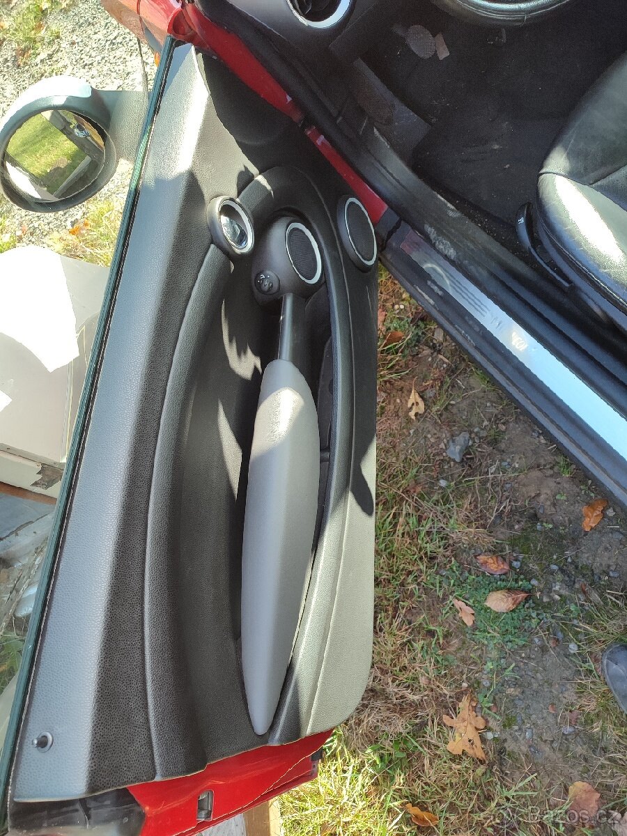 Mini Cooper 2007 na díly - 7