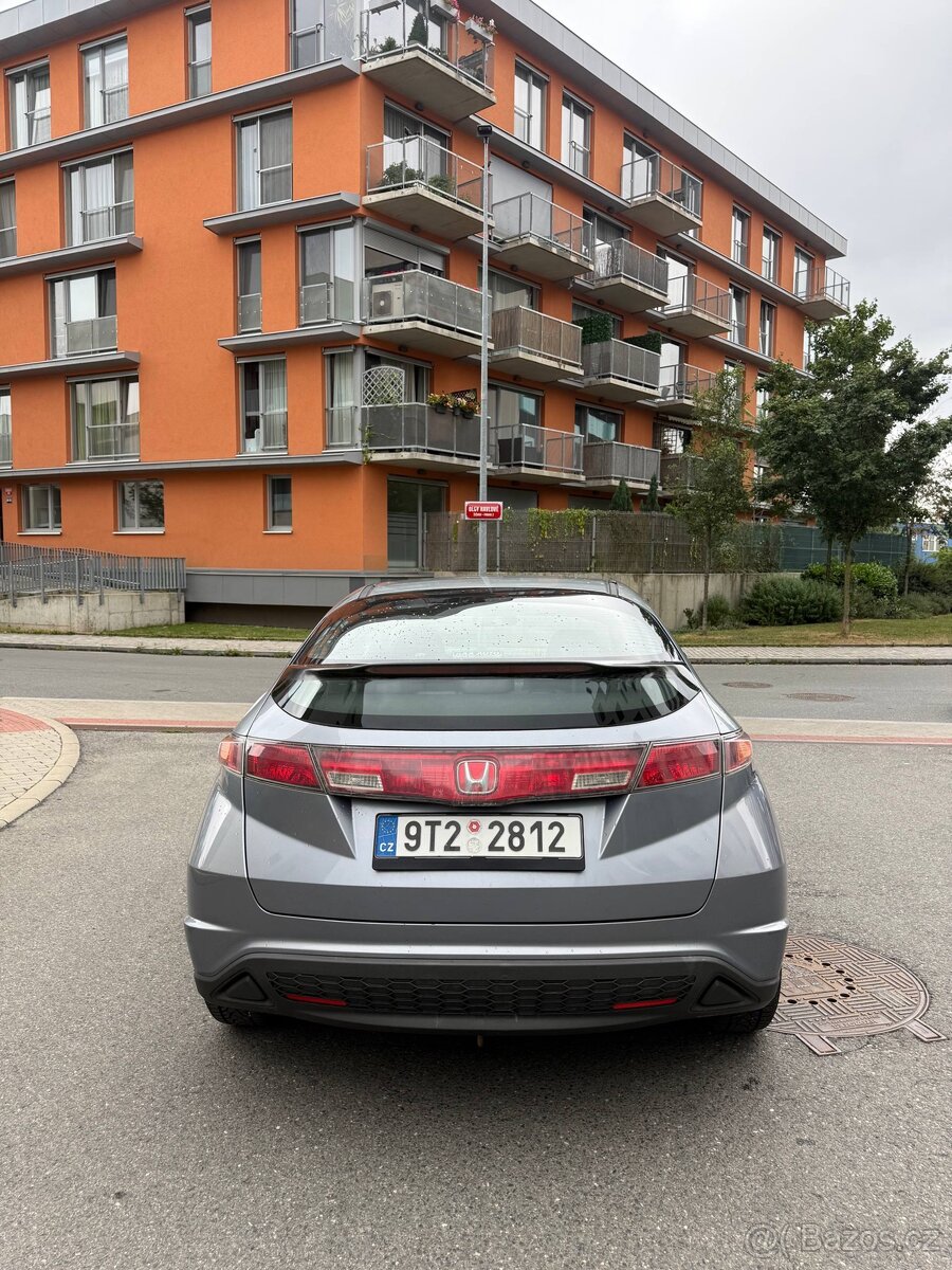 Honda Civic 8, 1.4 benzin - 7