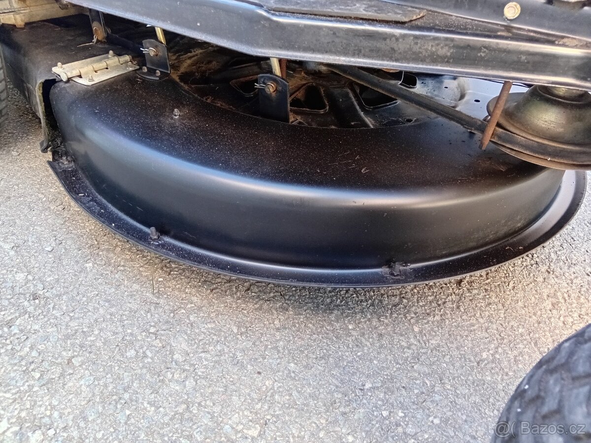 Prodám zahradní traktor MTD - 7