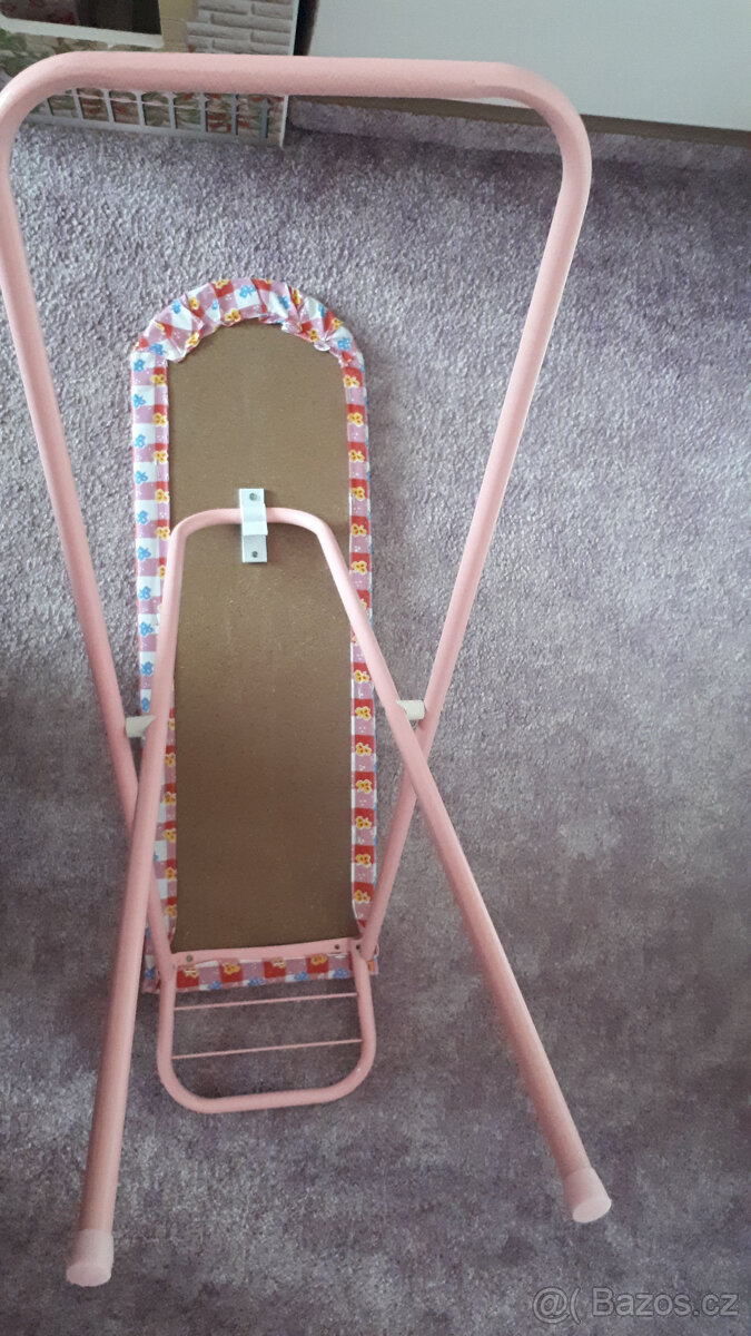 Dětské žehlící prkno se žehličkou - 7