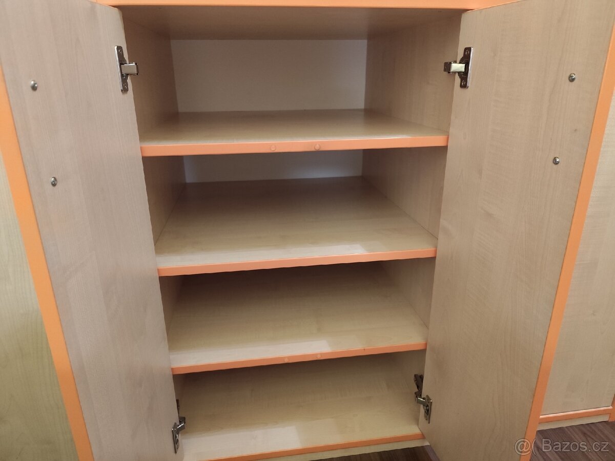 Postel s úložným prostorem - 7