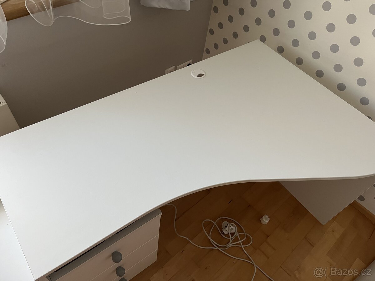 Psací stůl + kosmetický stolek + kontejner - 7