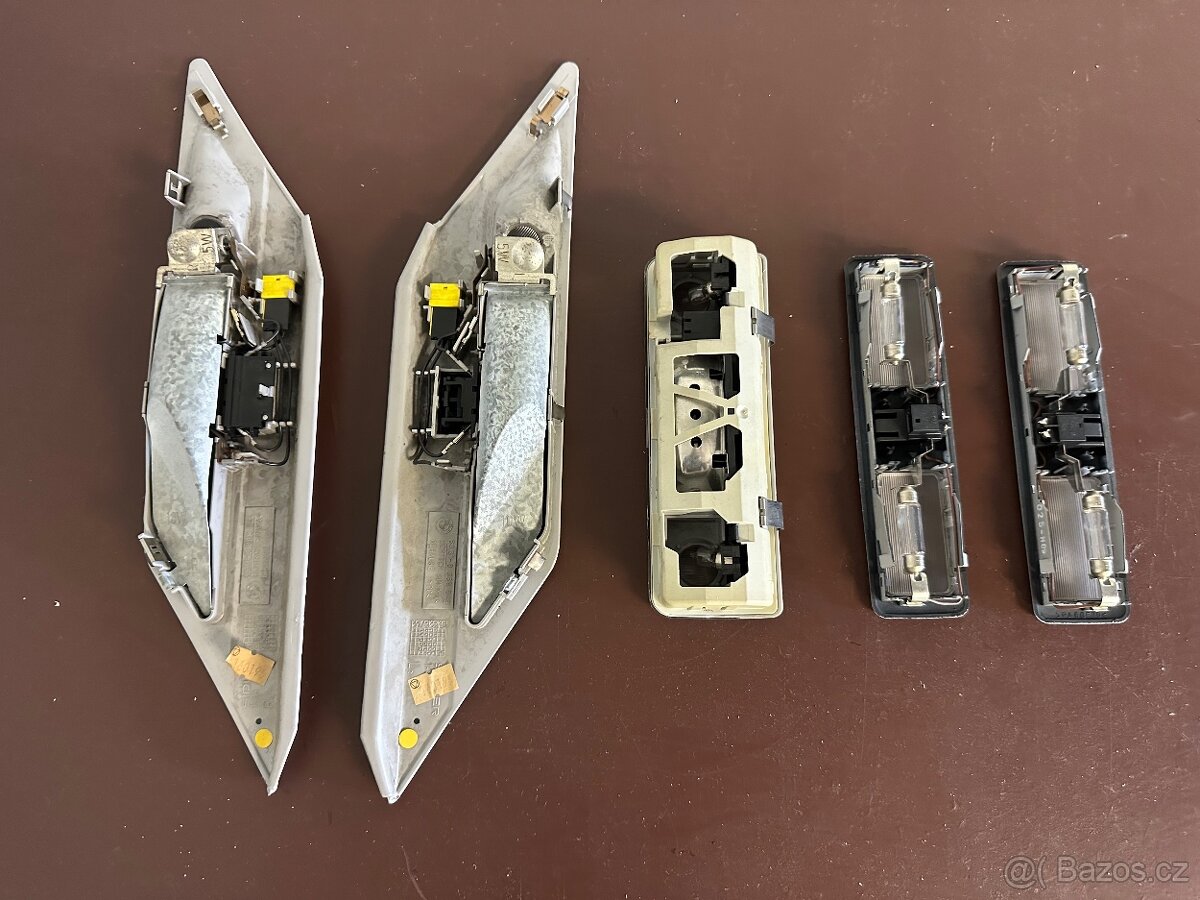 BMW E38 Světlé Doplňky Interiéru - 7