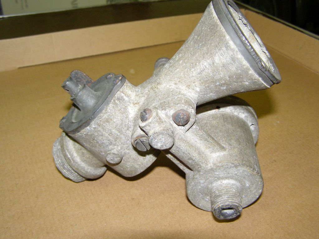 Prodám karburátor z motoru Pokora - 7