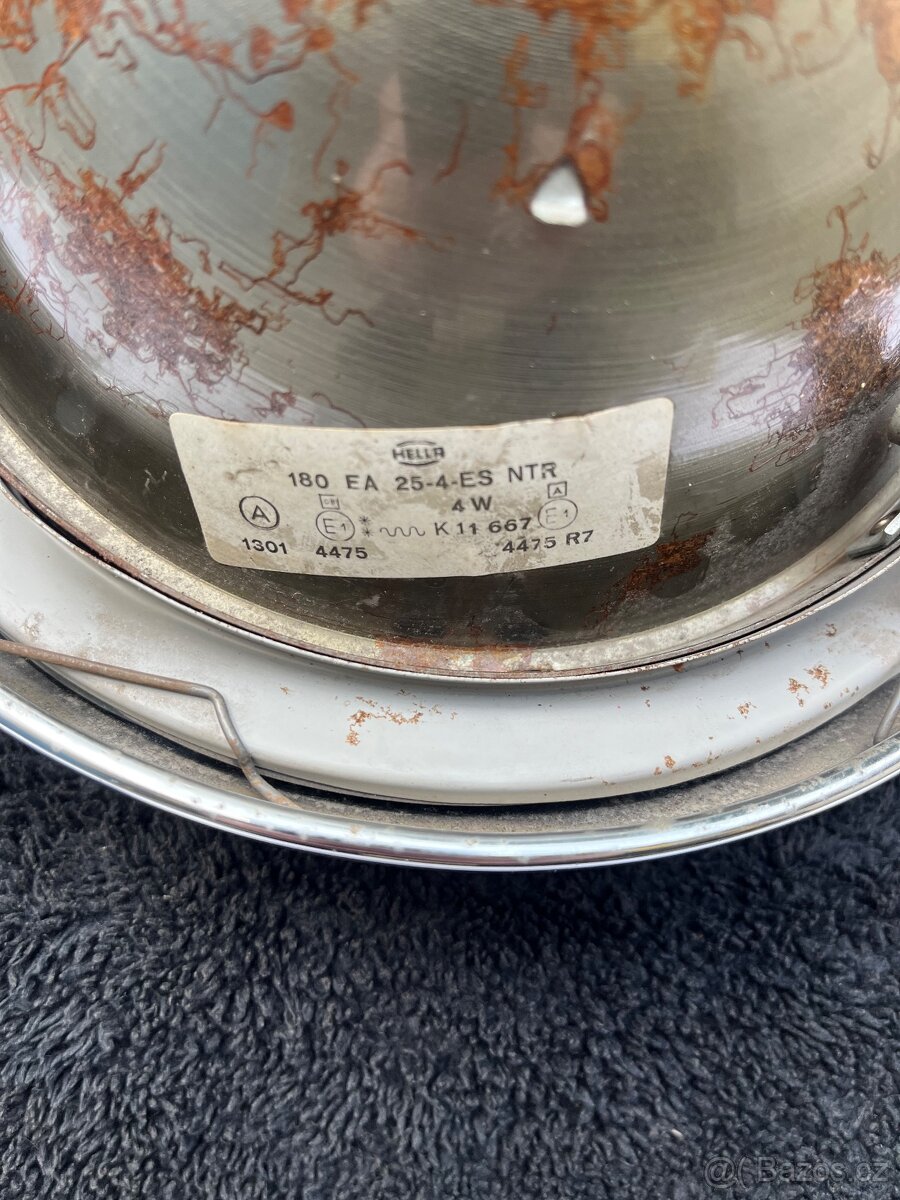 Volkswagen Brouk přední světlomet - 7