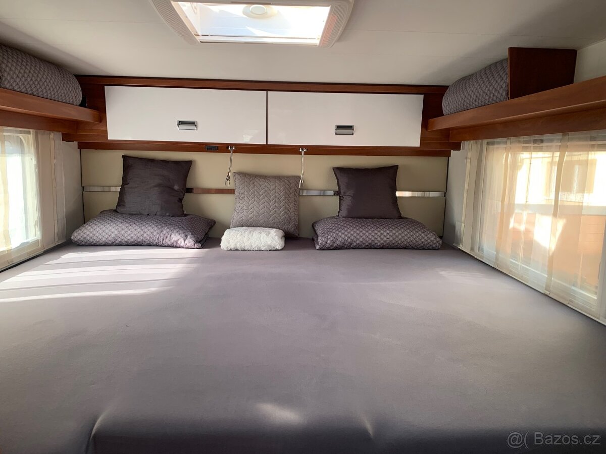 LAIKA KOSMO EMBLEMA 509 - 7