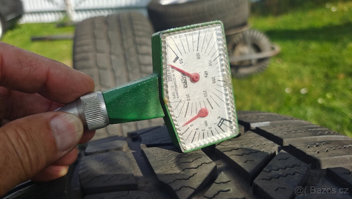 18" sada zimní pneu 245/50/18 všechny min 6mm vzorek SLEVA - 7