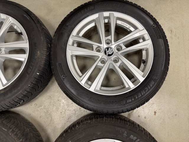 Alu kola celoroční r16 - 7